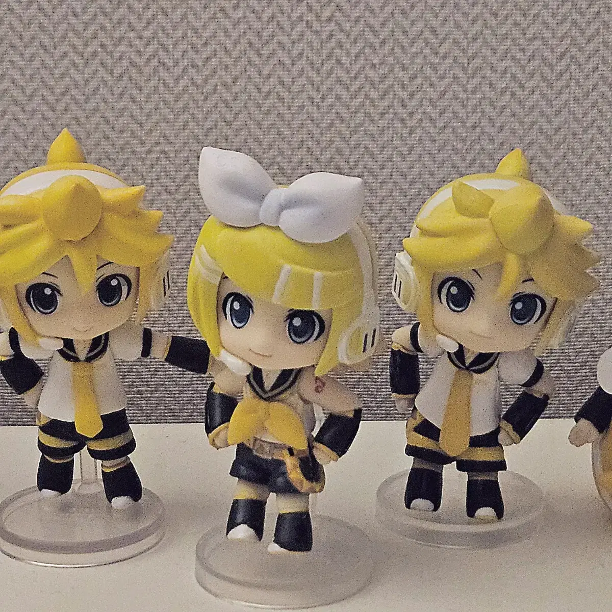 Kagamine Rin ren Puccinendo Figures bulk WTS