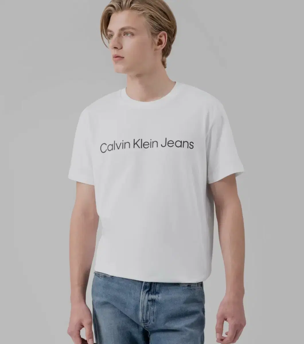 Calvin Klein jin Short sleeve T-shirt logoShort sleeve