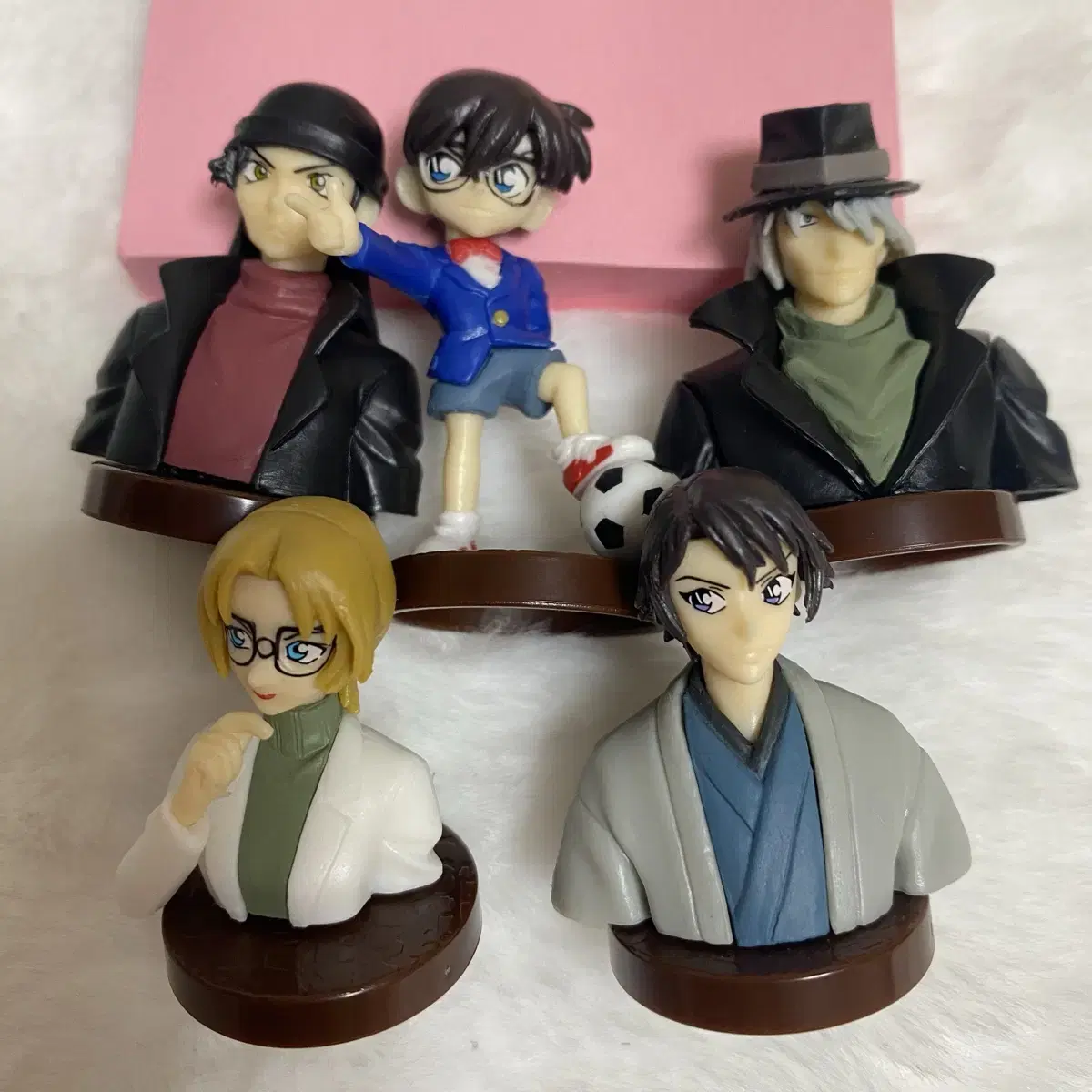 Detective Conan Chocolate Egg Upper Body Minifigure Akai, Jin, and Lee Sang-yoon,