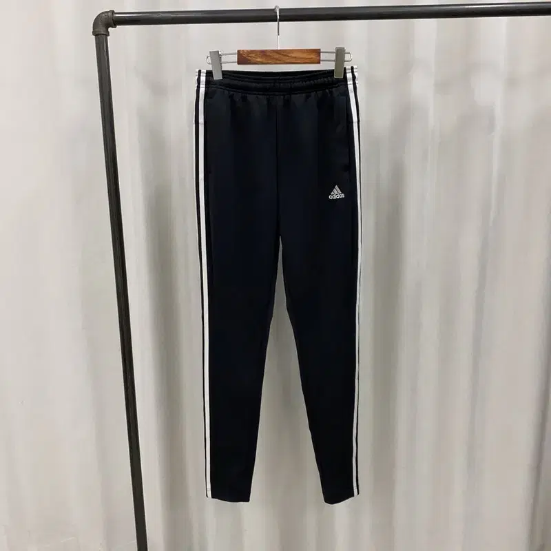 Adidas Black Three-Wire Slim Fit Chuu Running Pants Track Pants free A07030