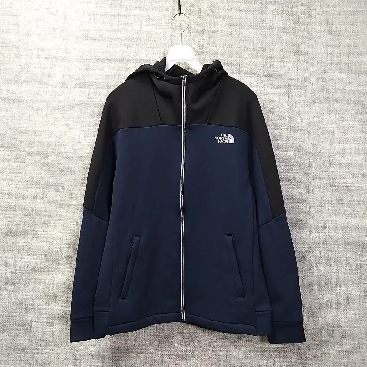 8H. The North Face Navy Black Brushed Zip-Up Hoodie Men105