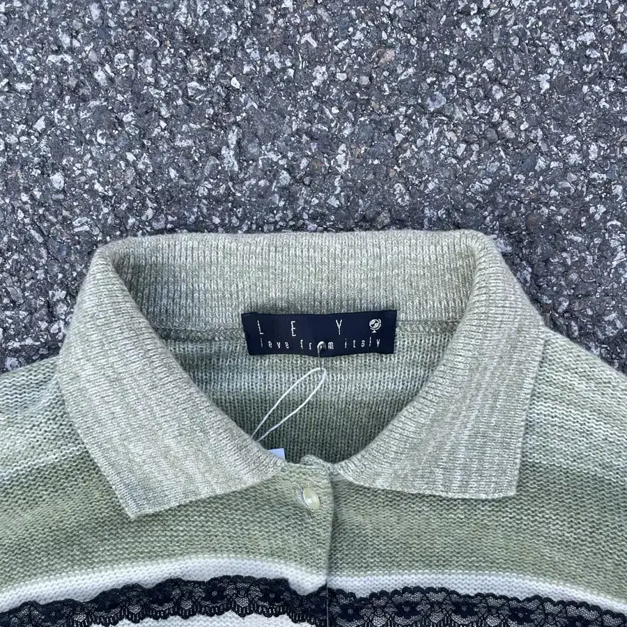 Green Frill Kint cardigan