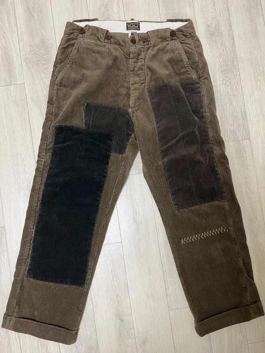 Levi's Vintage Clad LVC1920 Corduroy Patchwork Pants size 32