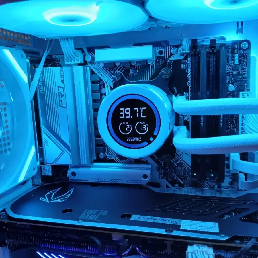 9800X3D RTX4080SUPER 게임 컴퓨터