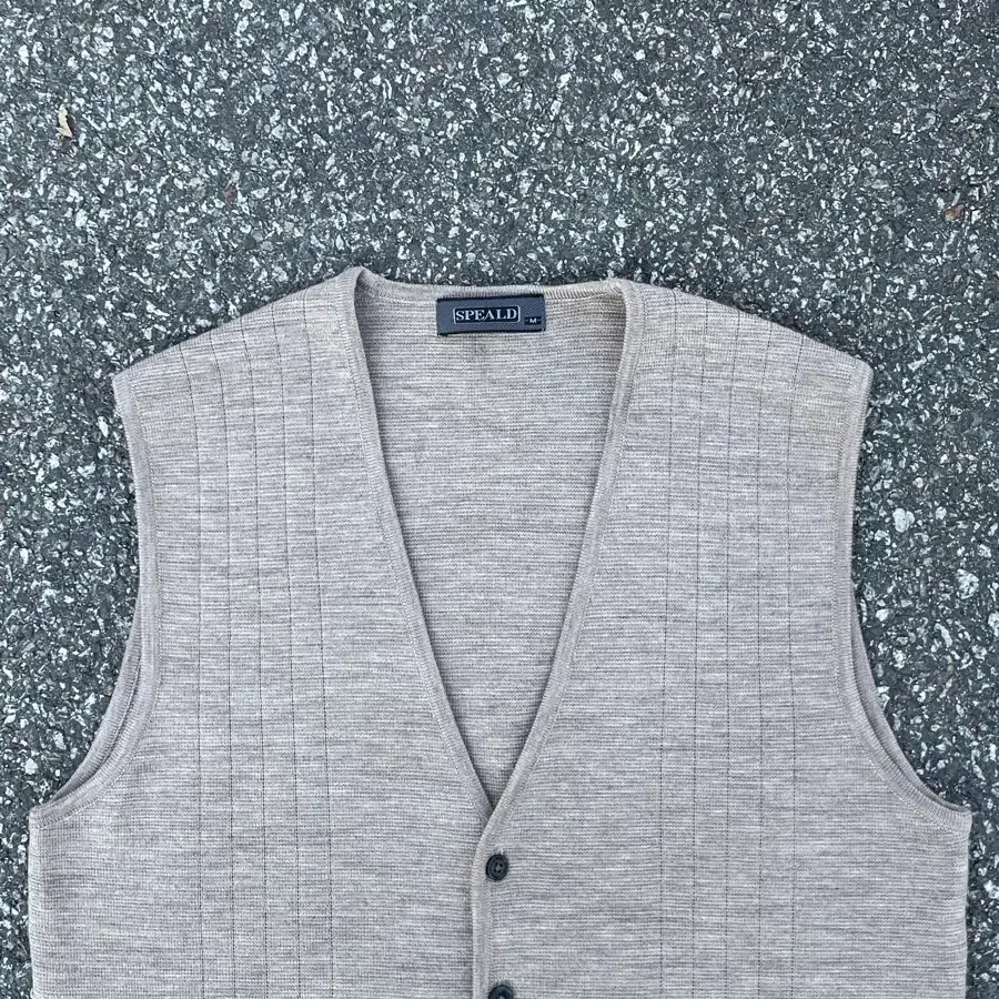 Speald beige 울100% Kint Vest