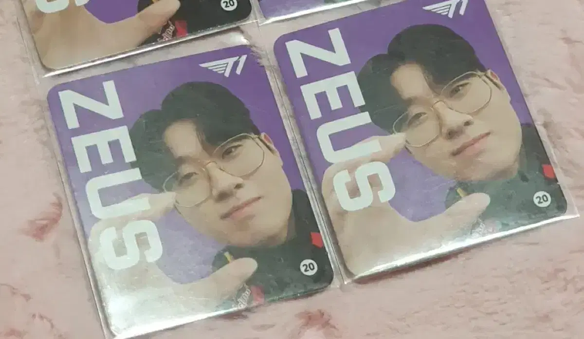 T1 CU Tiwon Zeus Photo Card Han