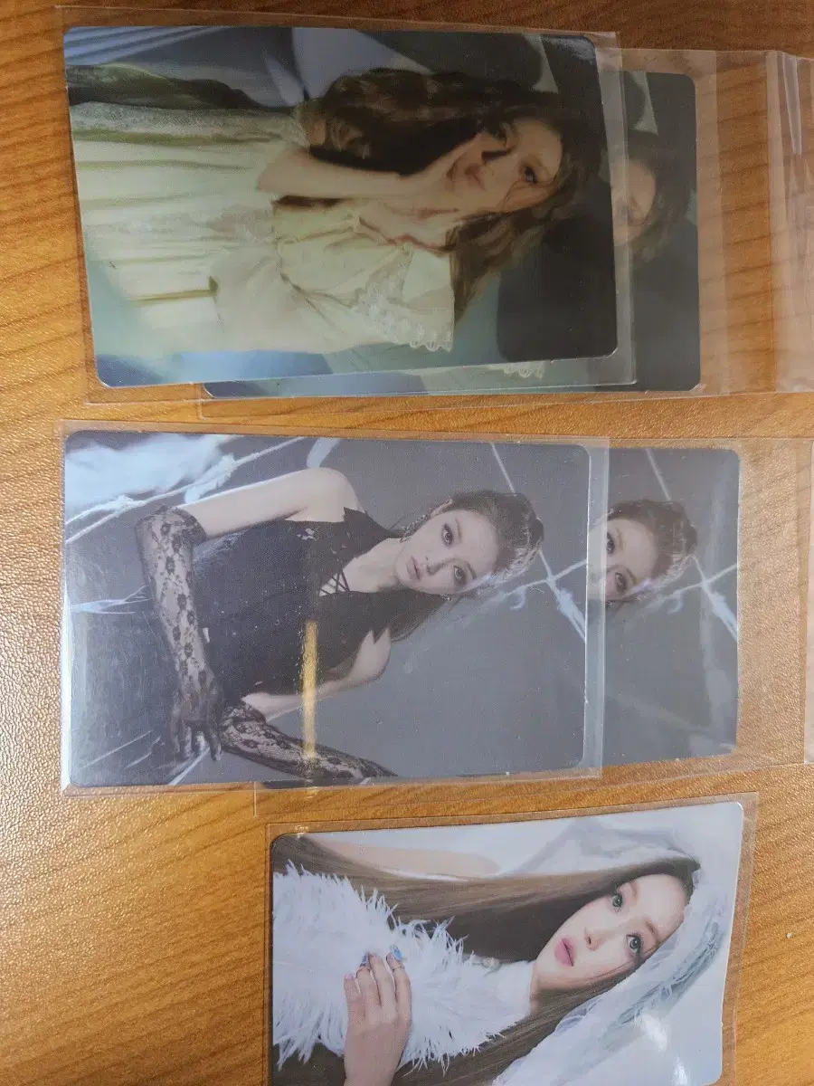 Oh My Girl yooa Borderline q photocard wts