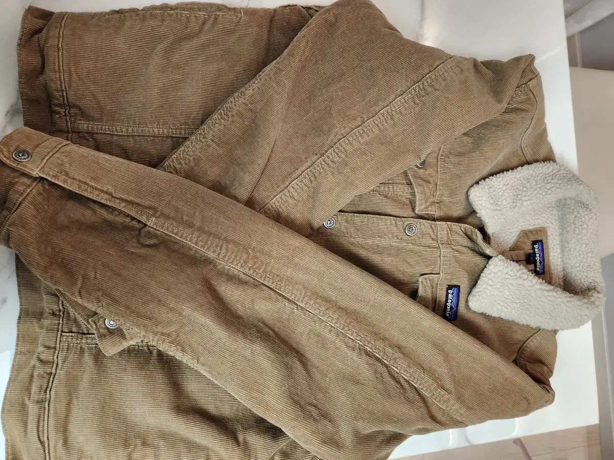 Patagonia Corduroy Tucker Jacket L