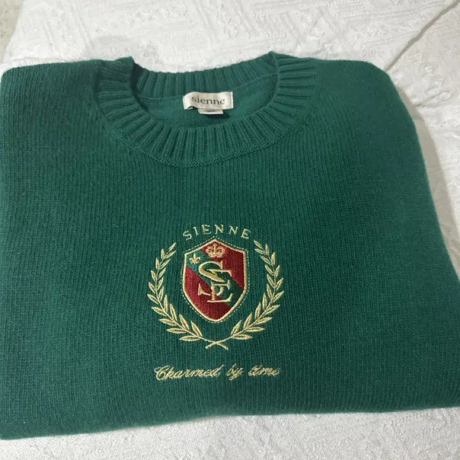 시엔느  Ponte Crew-neck Sweater Green 스몰사이즈