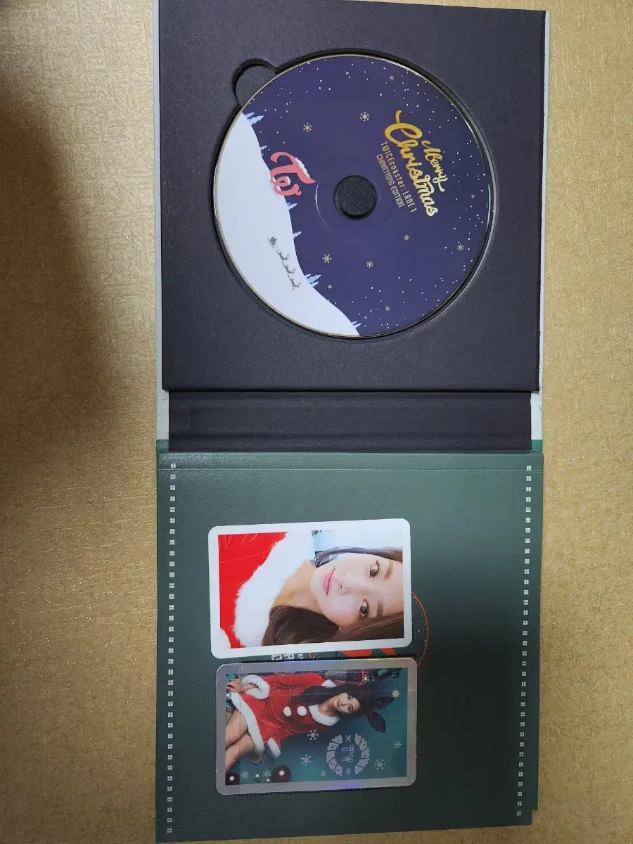 Twice Christmas Album (Tzuyu Photo Card Set)