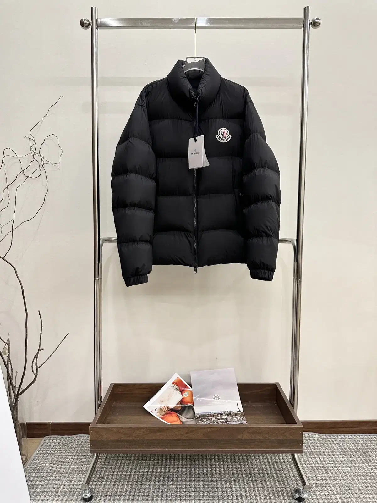 Moncler Men's gaeul Black Logo Patch Padded Jacket