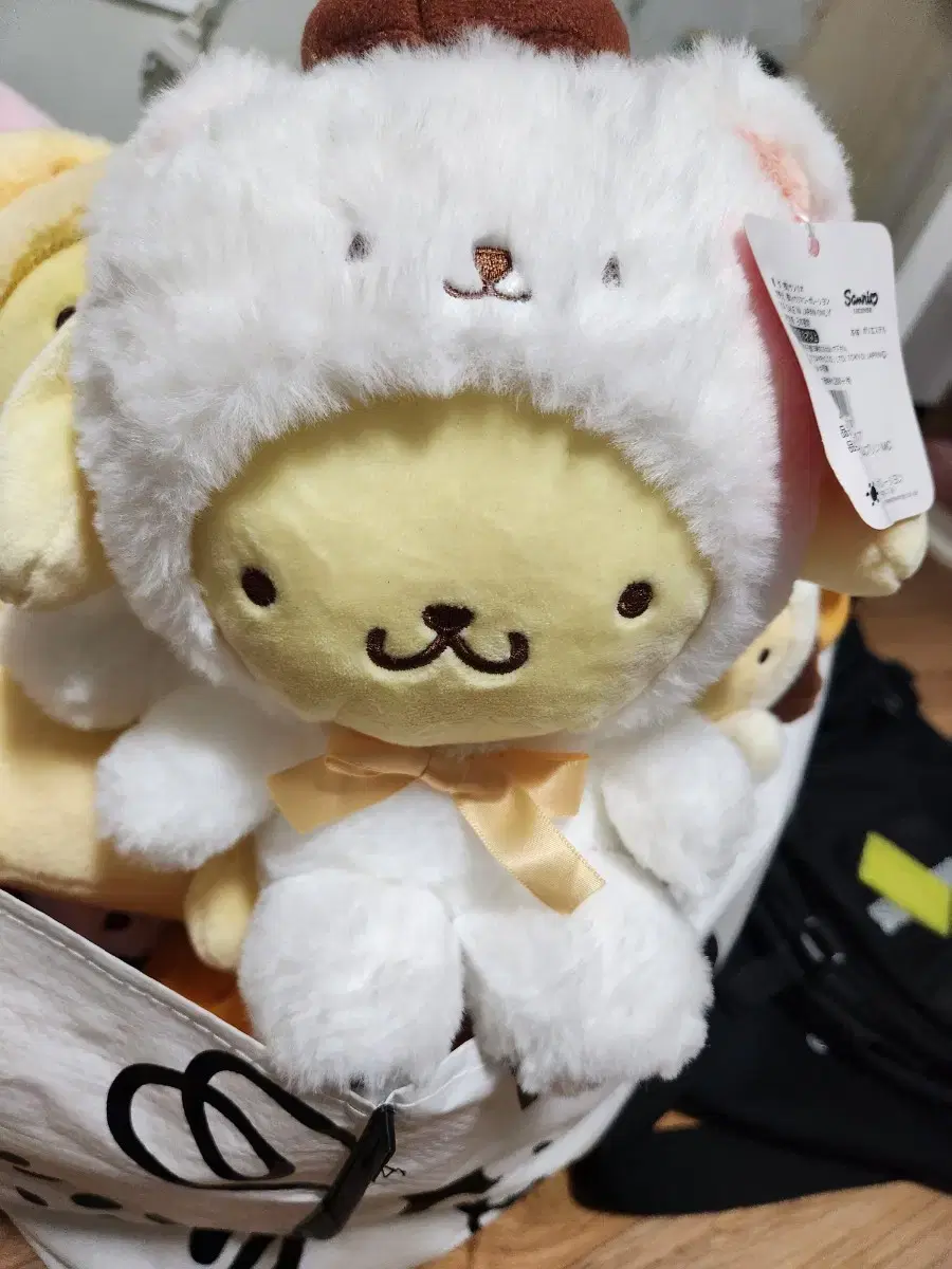 Pompompurin Genuine Character Doll