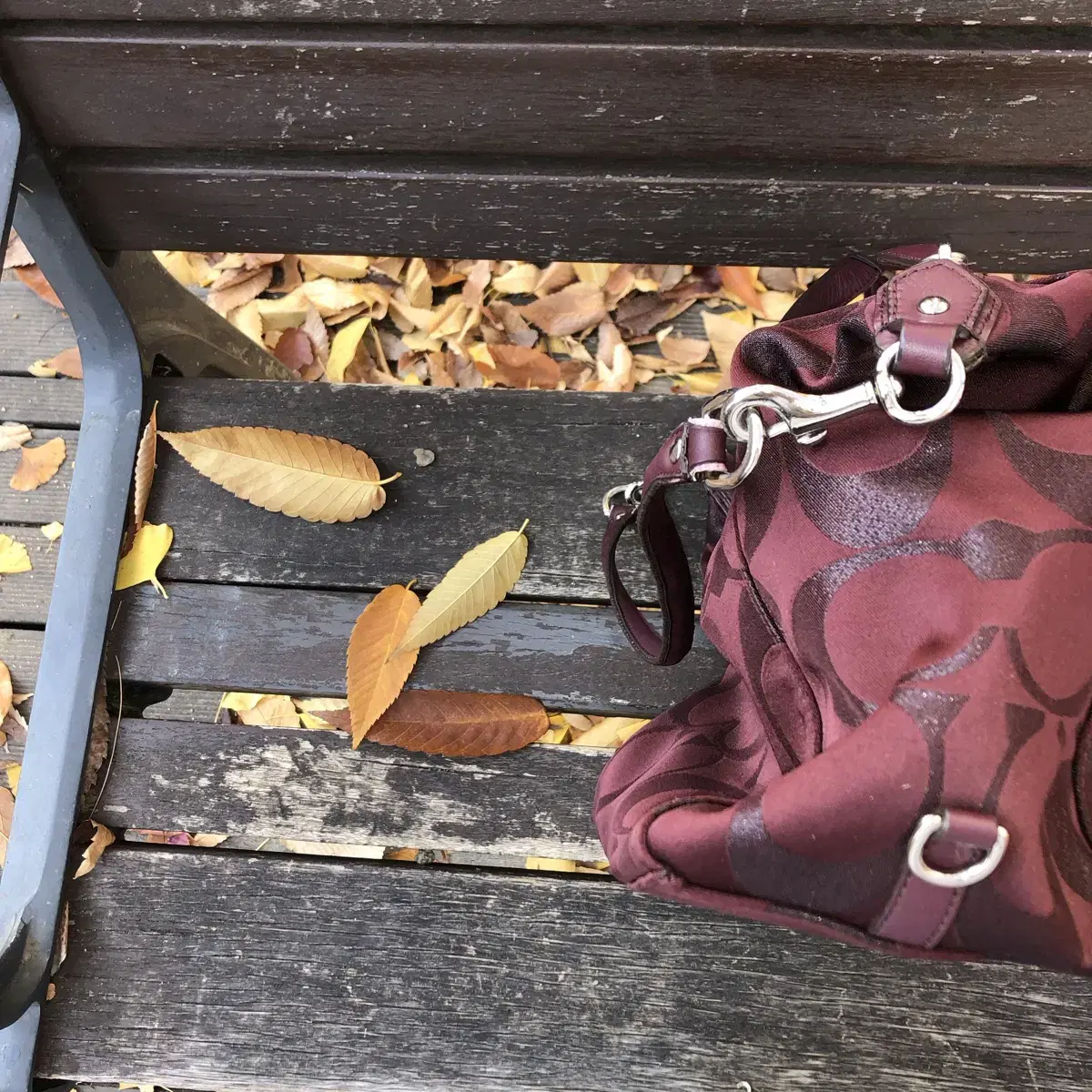 Vintage Coach burgundy tote bag