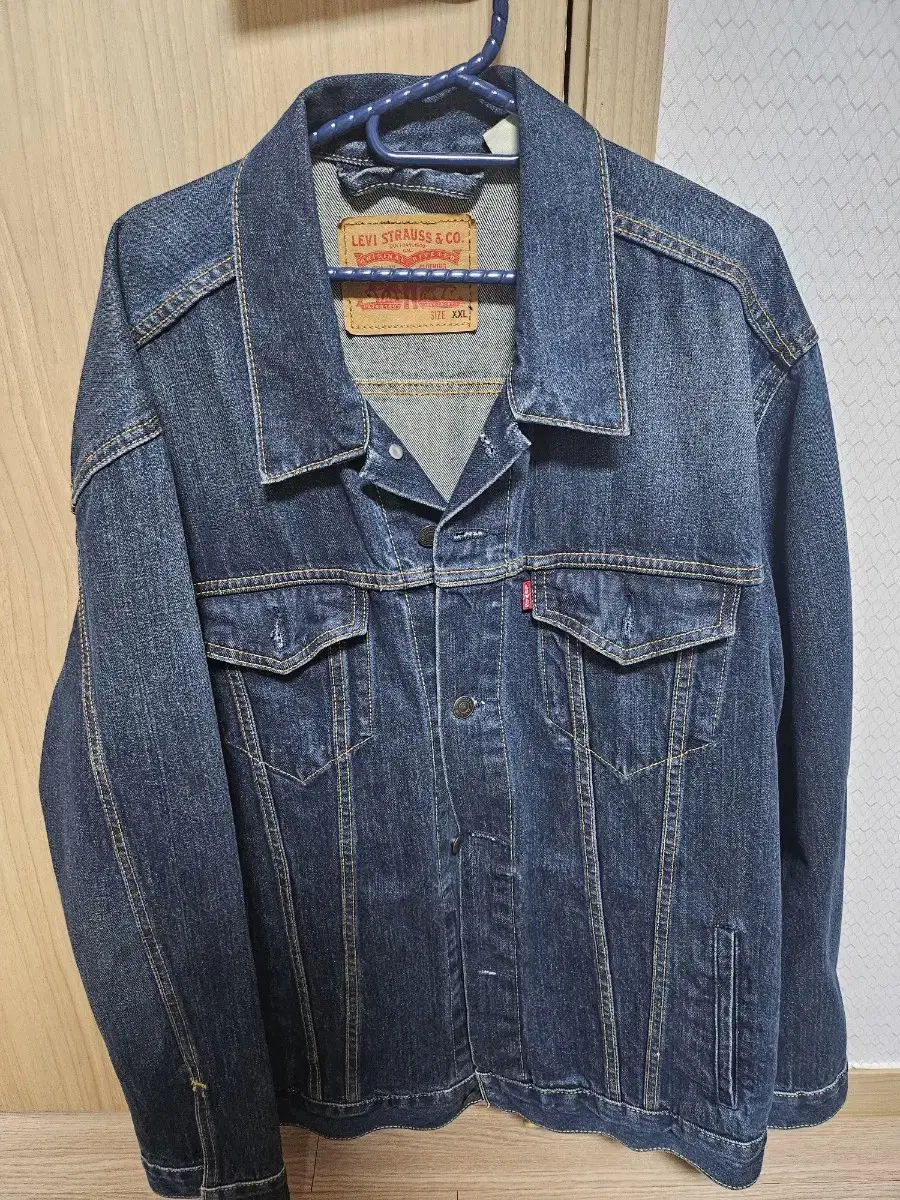 Levi's Denim Jacket XXL