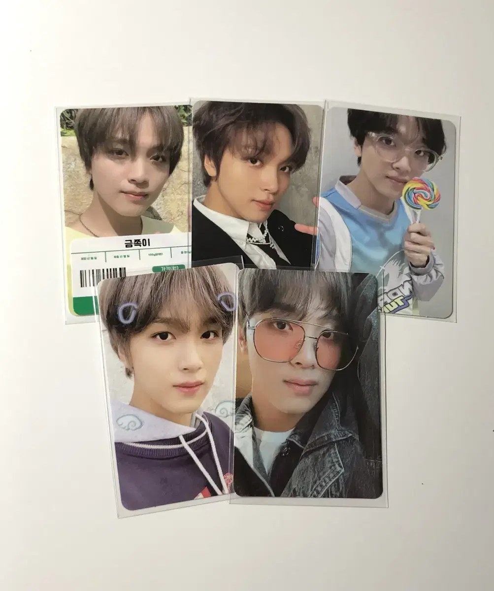 Quick sale) haechan photocard wts bulk Universe binder Dreamland Hellpu