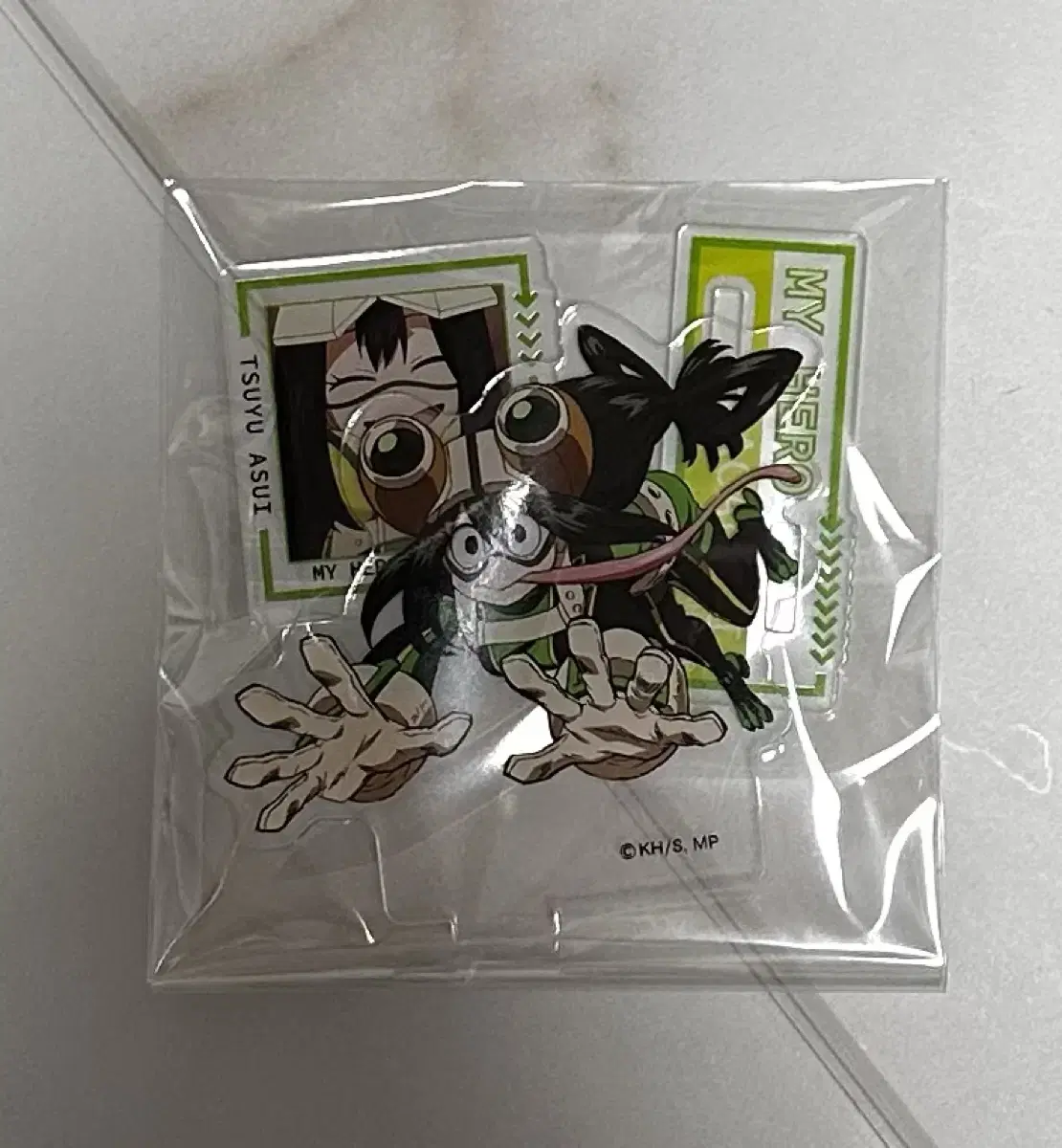 [unsealed] Tsuyu acrylic stand