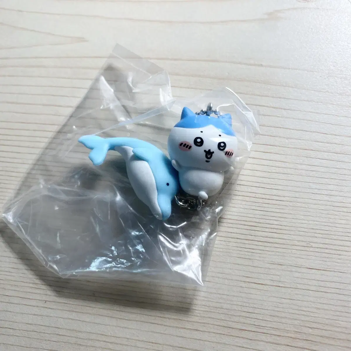 Chiikawa Hachiware Aquarium Gacha Dolphin Keyring