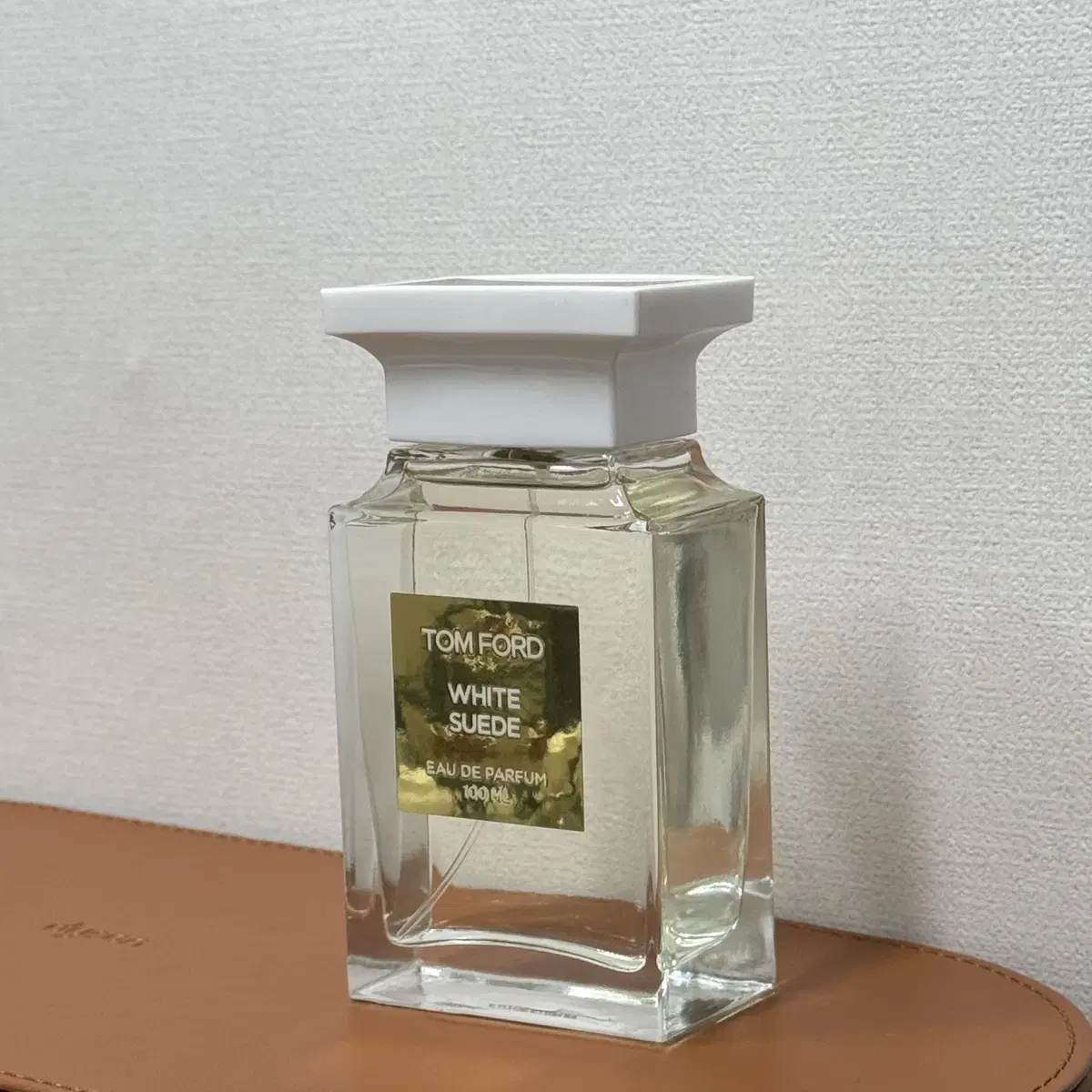 톰포드 화이트스웨이드 오드퍼퓸 100ml 팝니다