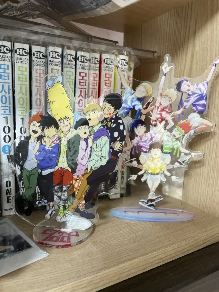 Mobpsycho organization acrylic sells