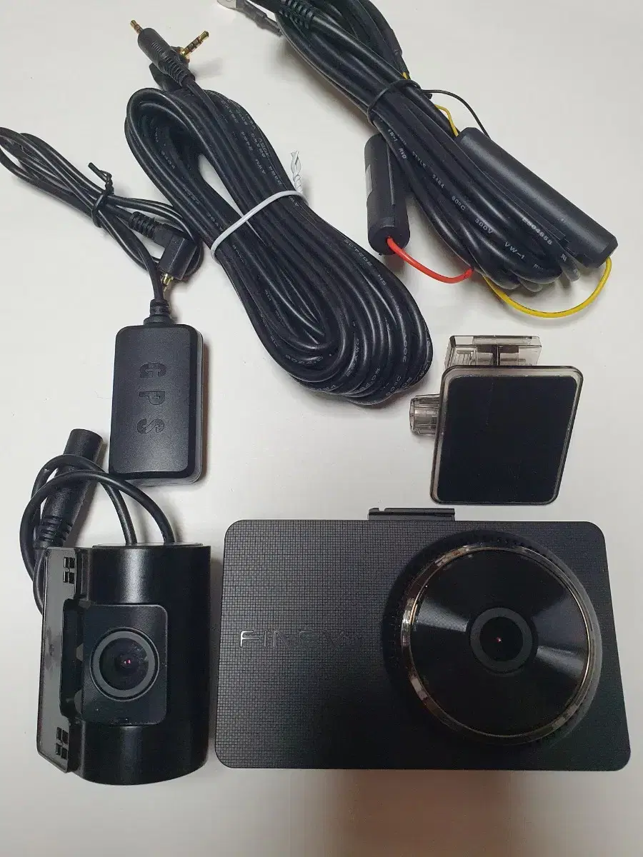 *Sell* Pineview LX7000 power dashcam,64gig,GPS)