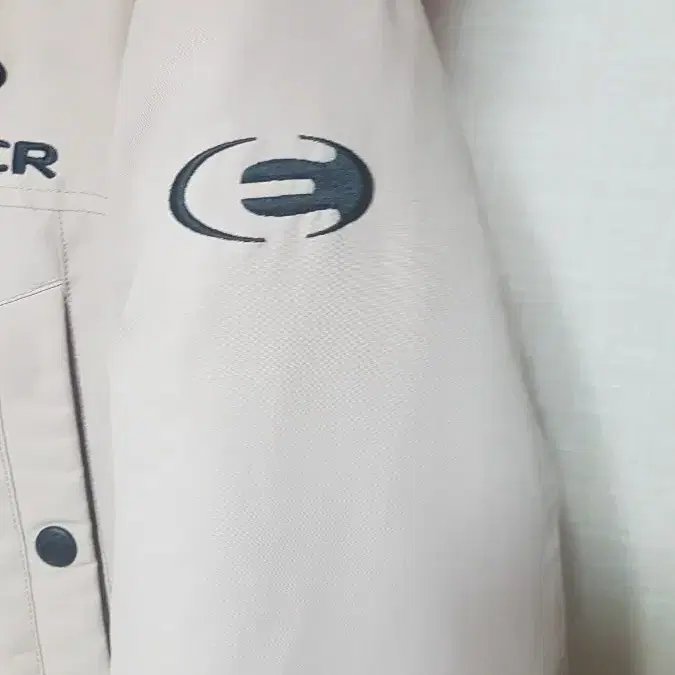 택포 95/100 정품 아이더 EiDER FR 오리털 다운 하프 패딩