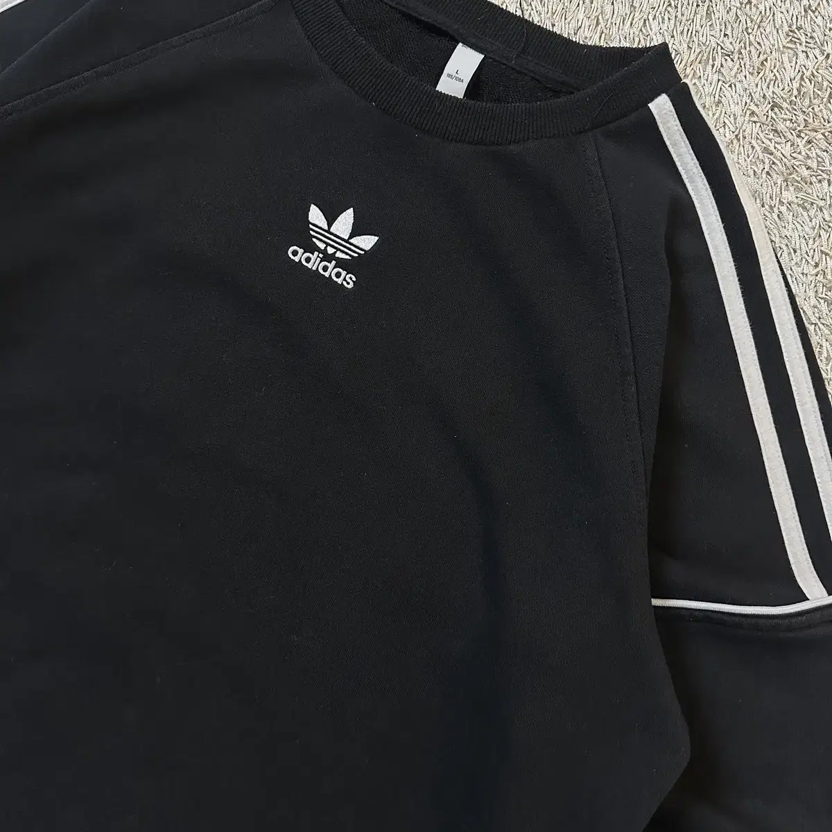 [L] 아디다스 ADIDAS 파이프 크루 맨투맨 블랙