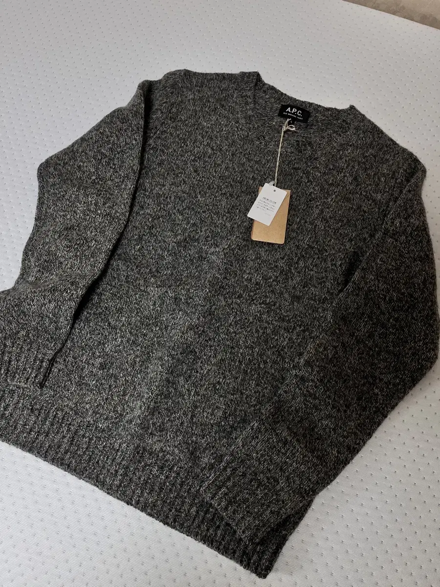 APC Apache 100% Wool Roundneck Knit