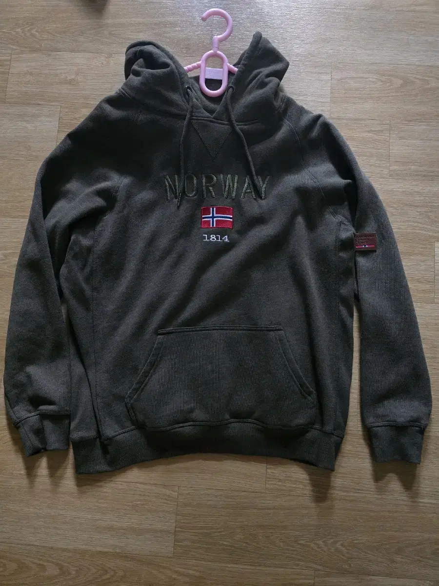 I sell Norwegian brushed hoodies