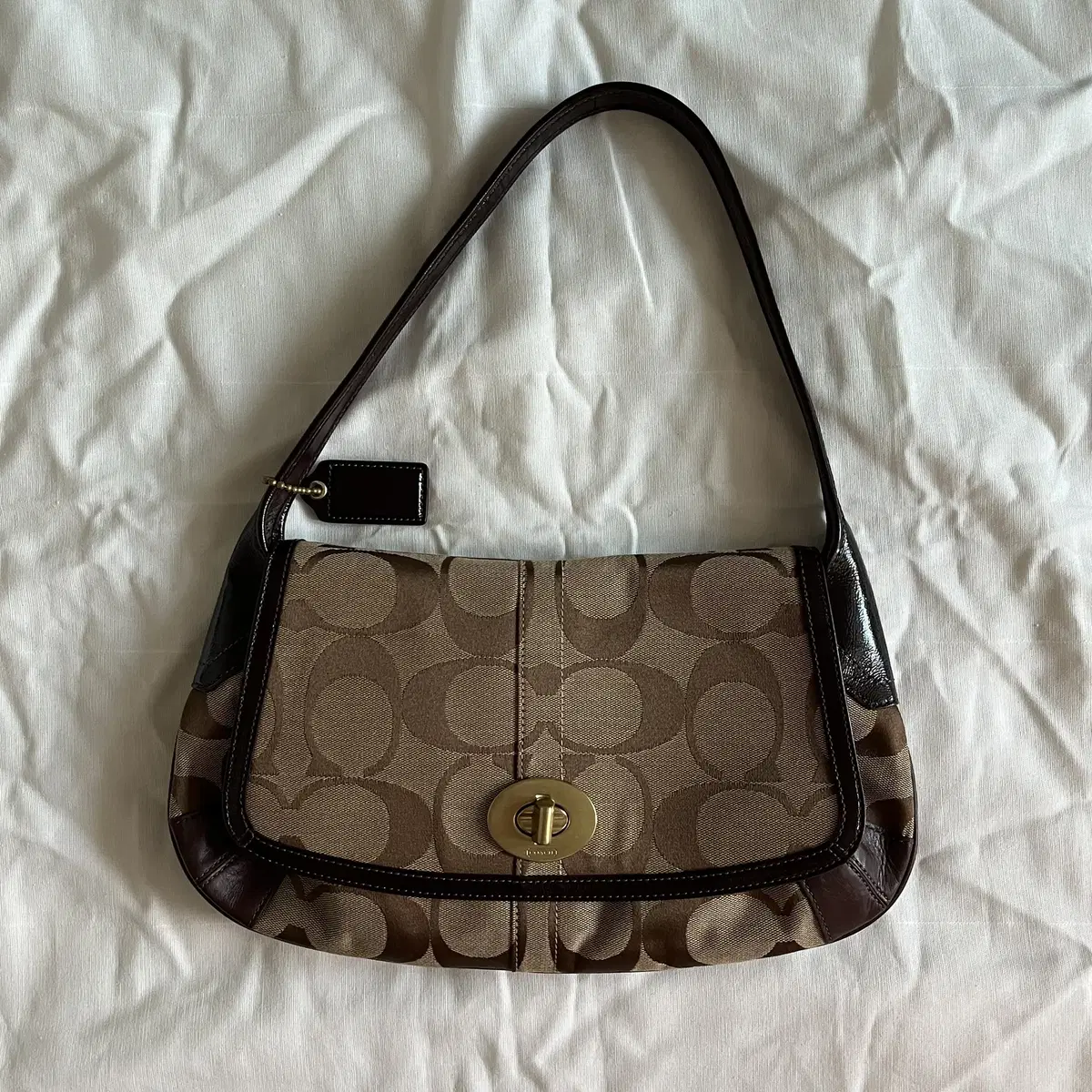 COACH 00's Turnlock JacquardShoulder Bag