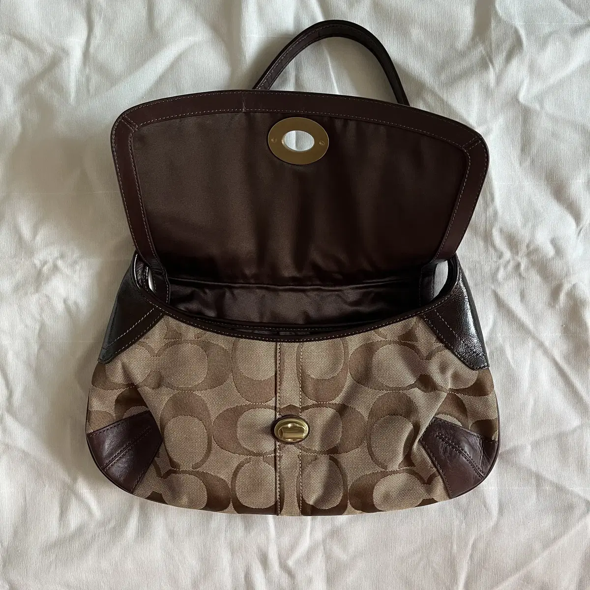 COACH 00's Turnlock JacquardShoulder Bag