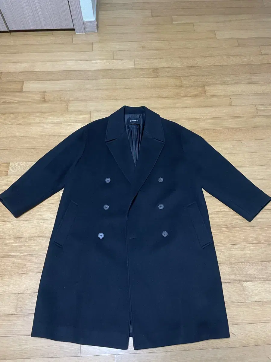 (L) Insilence 20FW Double-breasted Coat