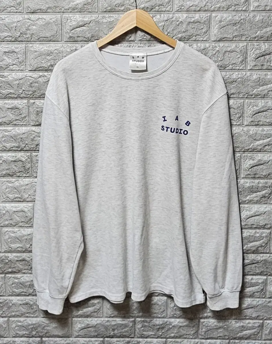 iAppstudio Long Sleeve T-Shirt XL