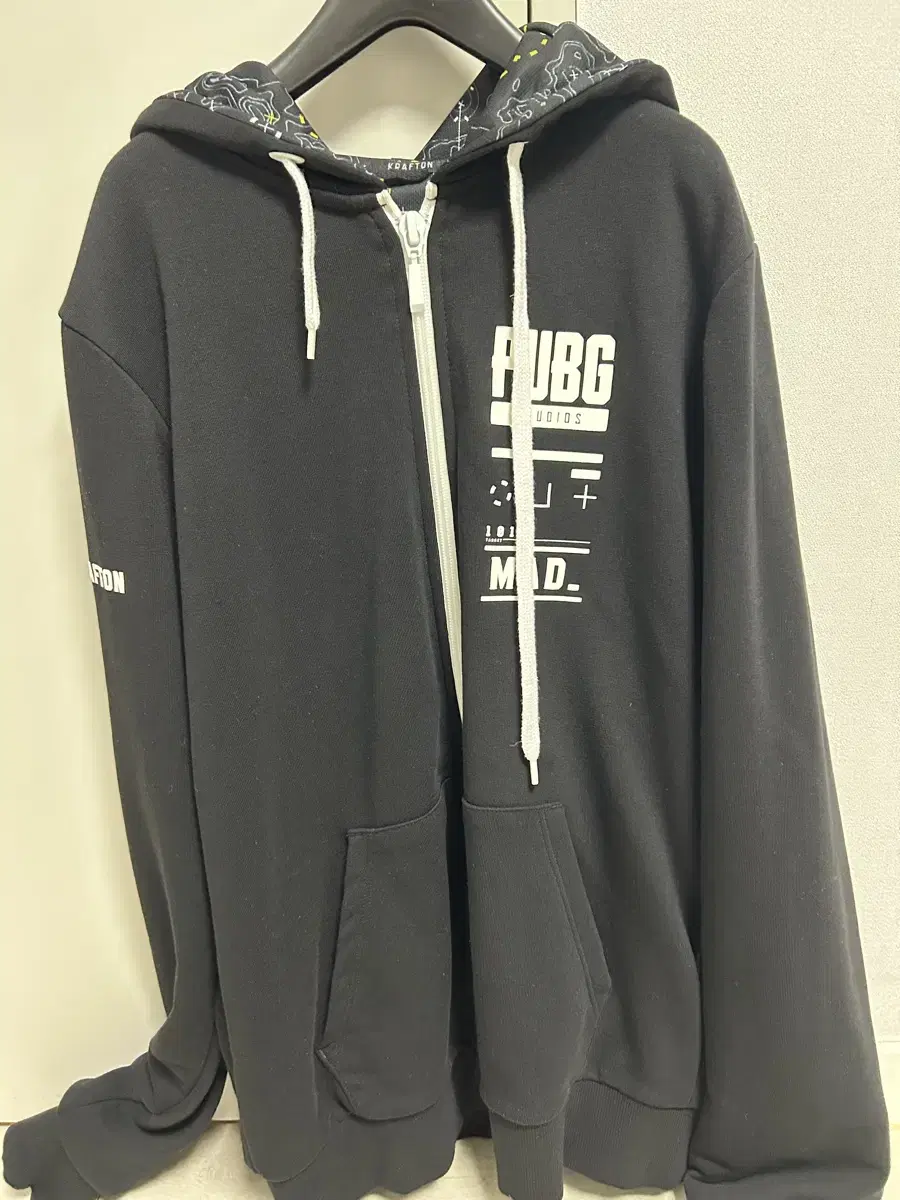 Battlegrounds Crafton Staff Exclusive Hooded Zip Up