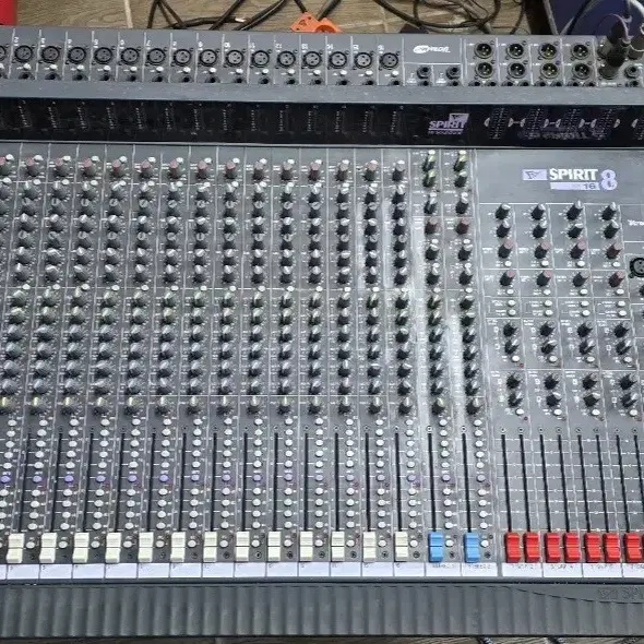 soundcraft SPIRIT8 16CH 믹서