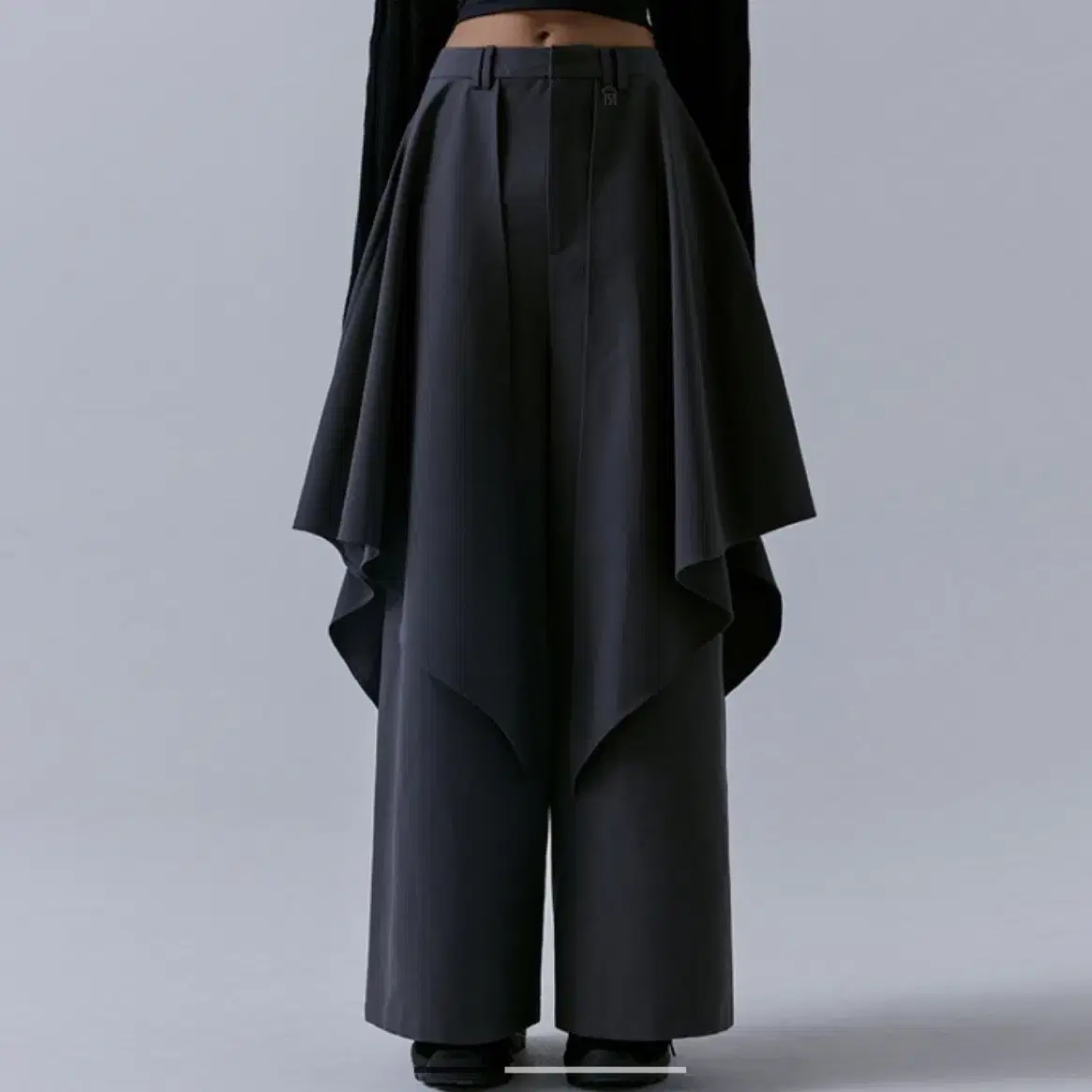 트리밍버드layered drape wrap trouser(charcoal