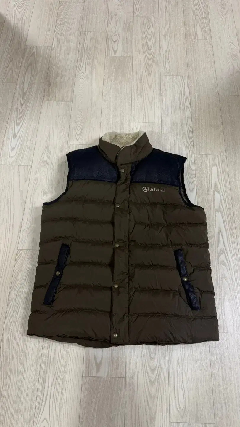 AIGLE Outdoor Duck Down Puffer Vest Jo