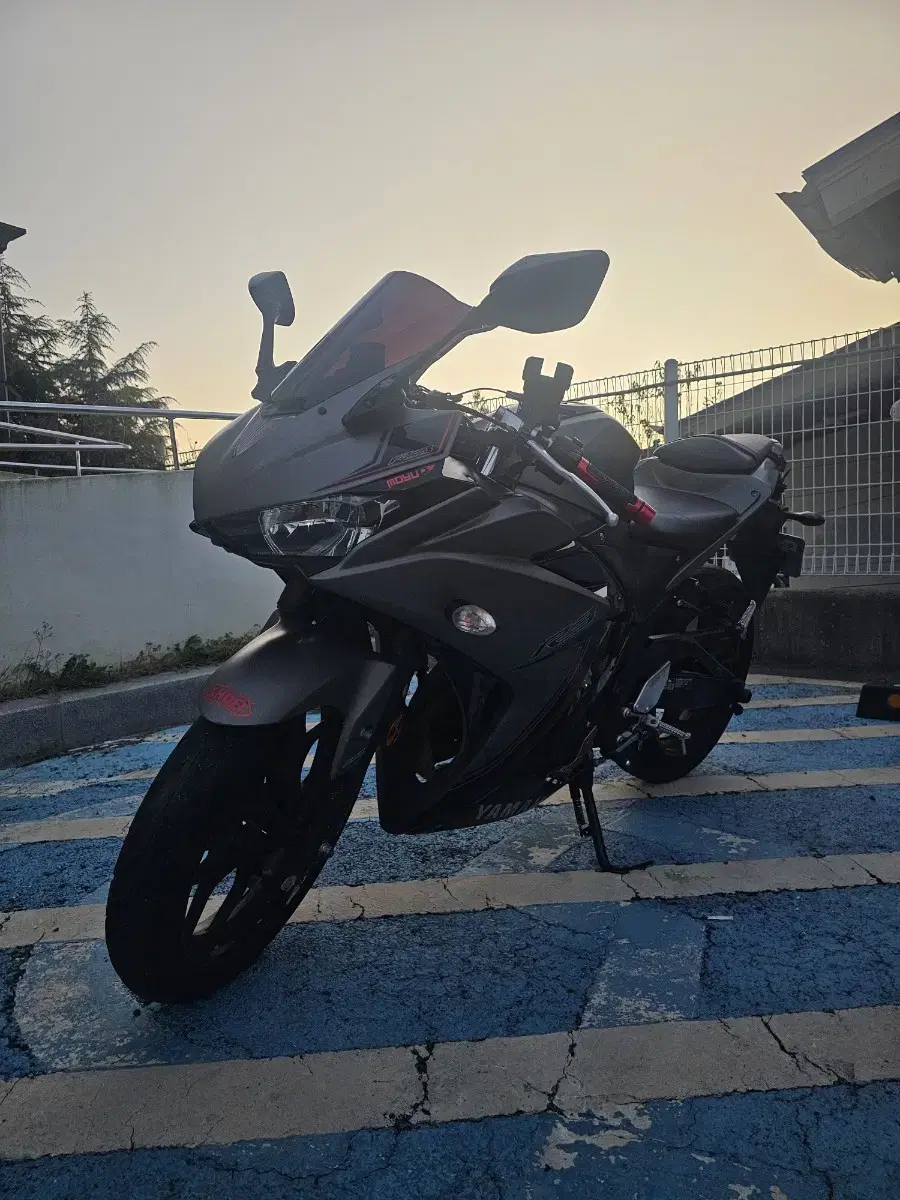 야마하 yzf-r3 16년식 판매합니다