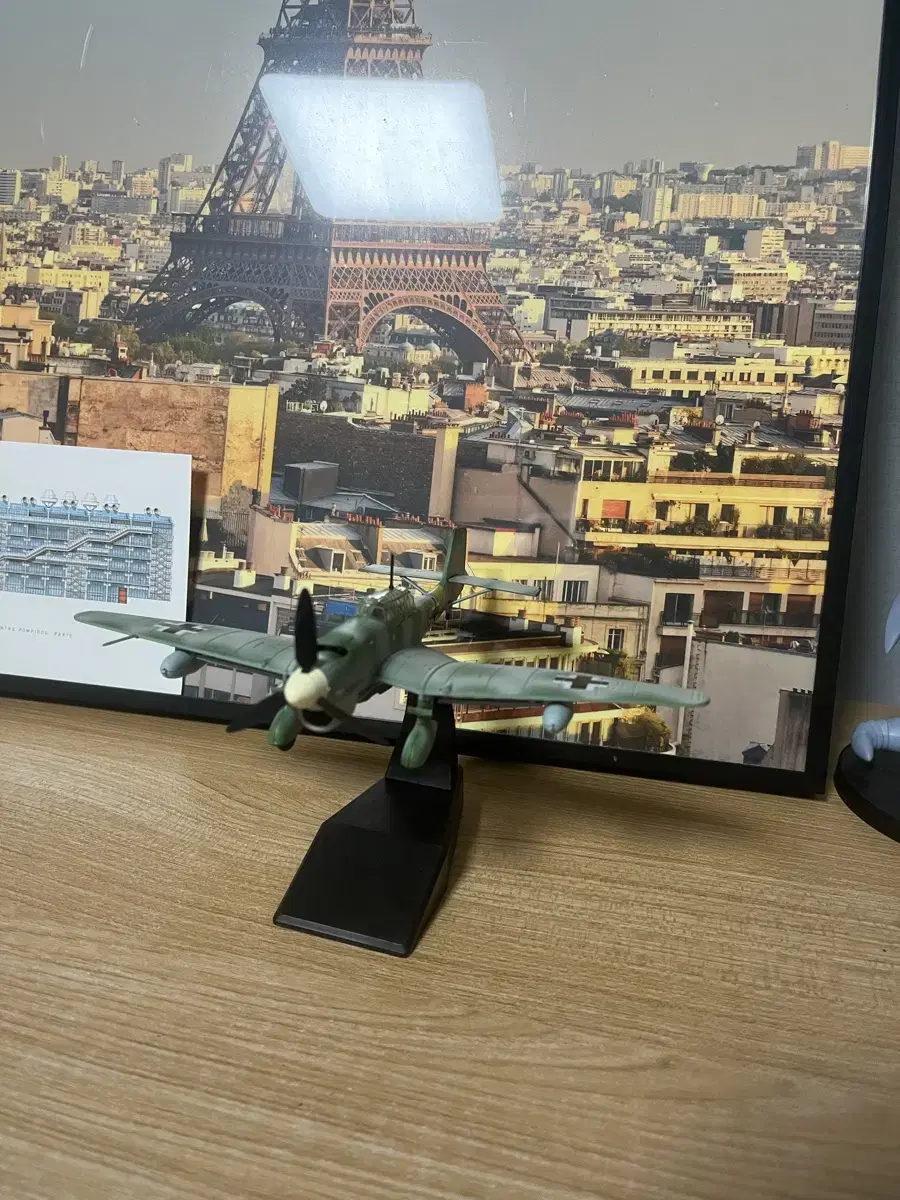 JU 87 Stuka Die-Cast 1:72 Military Figure for sale.