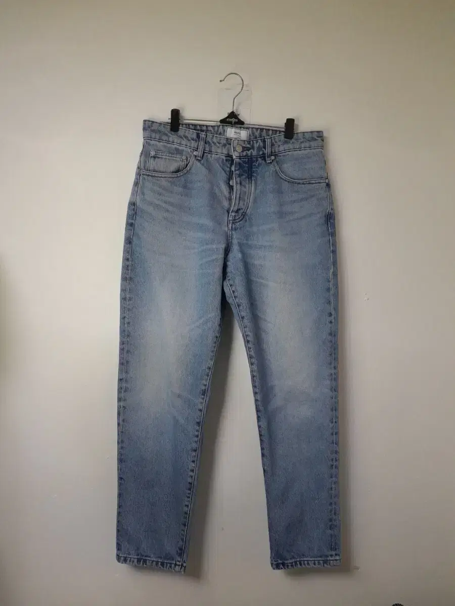 AMI AMI Sky Blue Jeans 31"