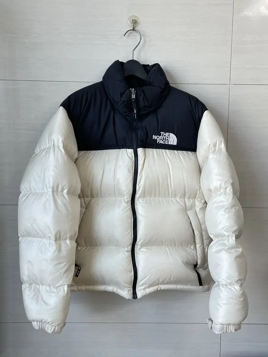 The North Face 1996 Eco Nopsi Jacket Cream