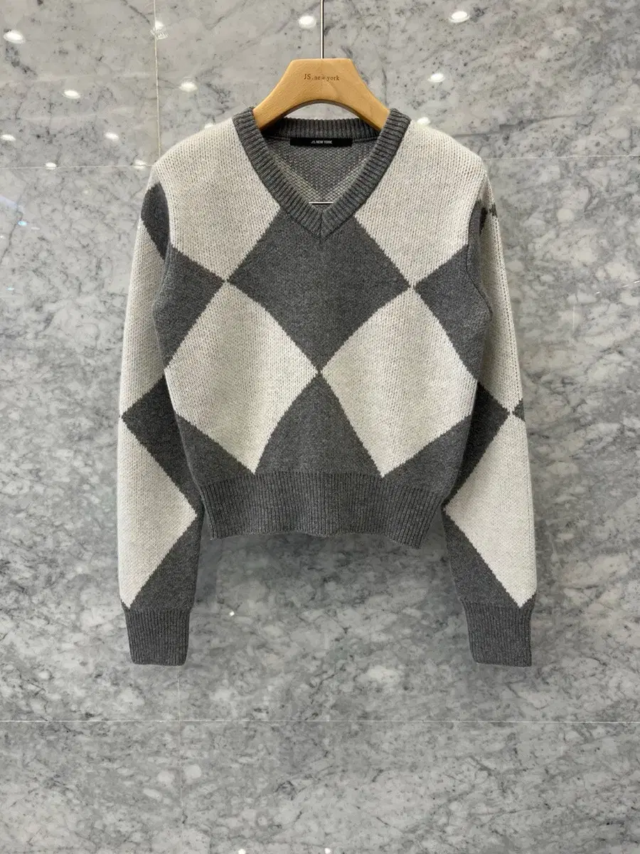 JSNew YorkStyleSale(Same day shipping)Sold Out Argyle dia Colorblocked Knit