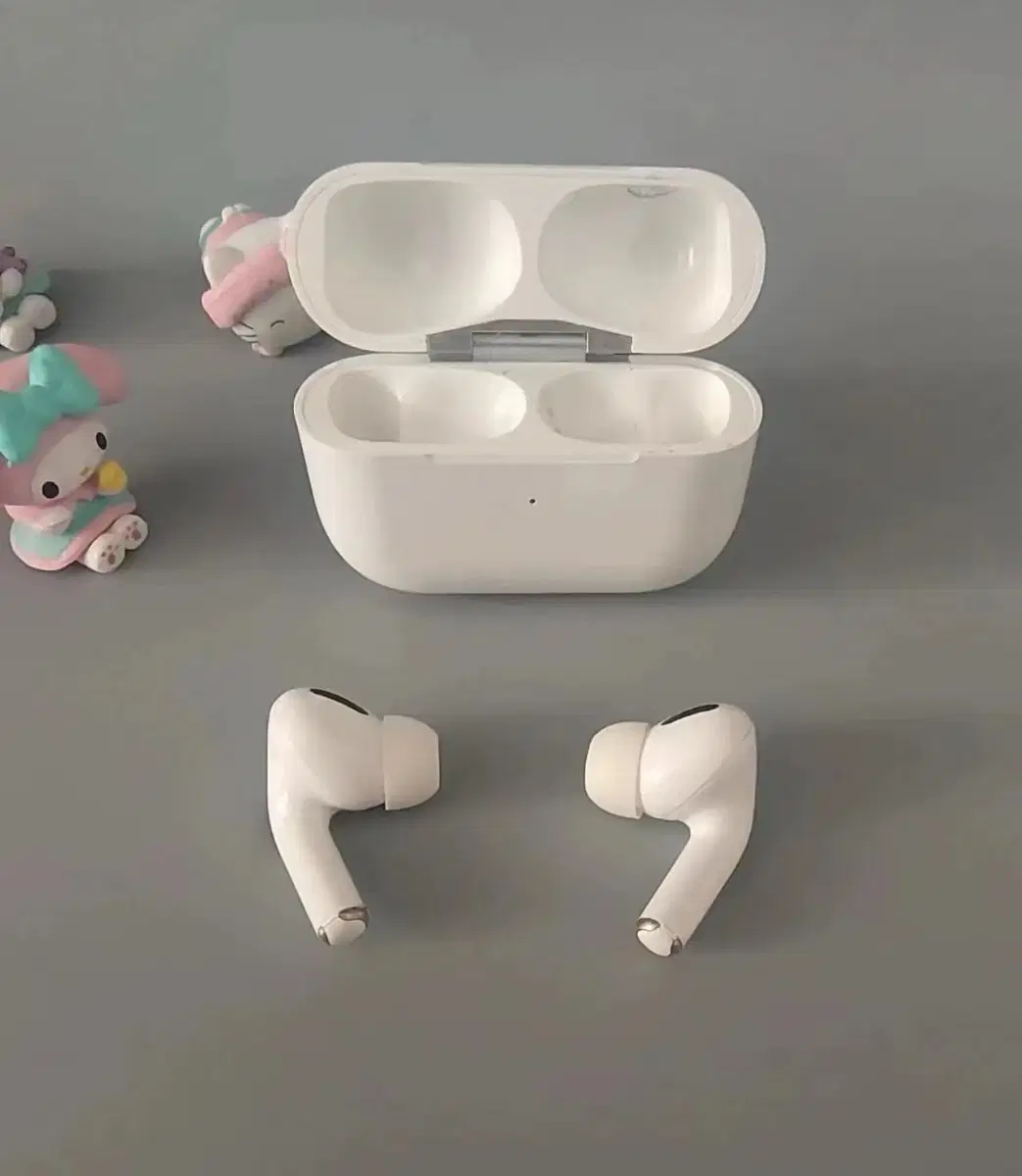 Apple Airpods 2세대 인이어 노이즈 감소 이어폰