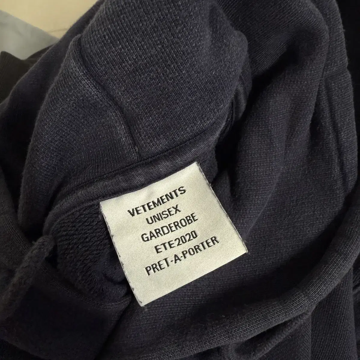 베트멍 VETEMENTS 후드 판매 M