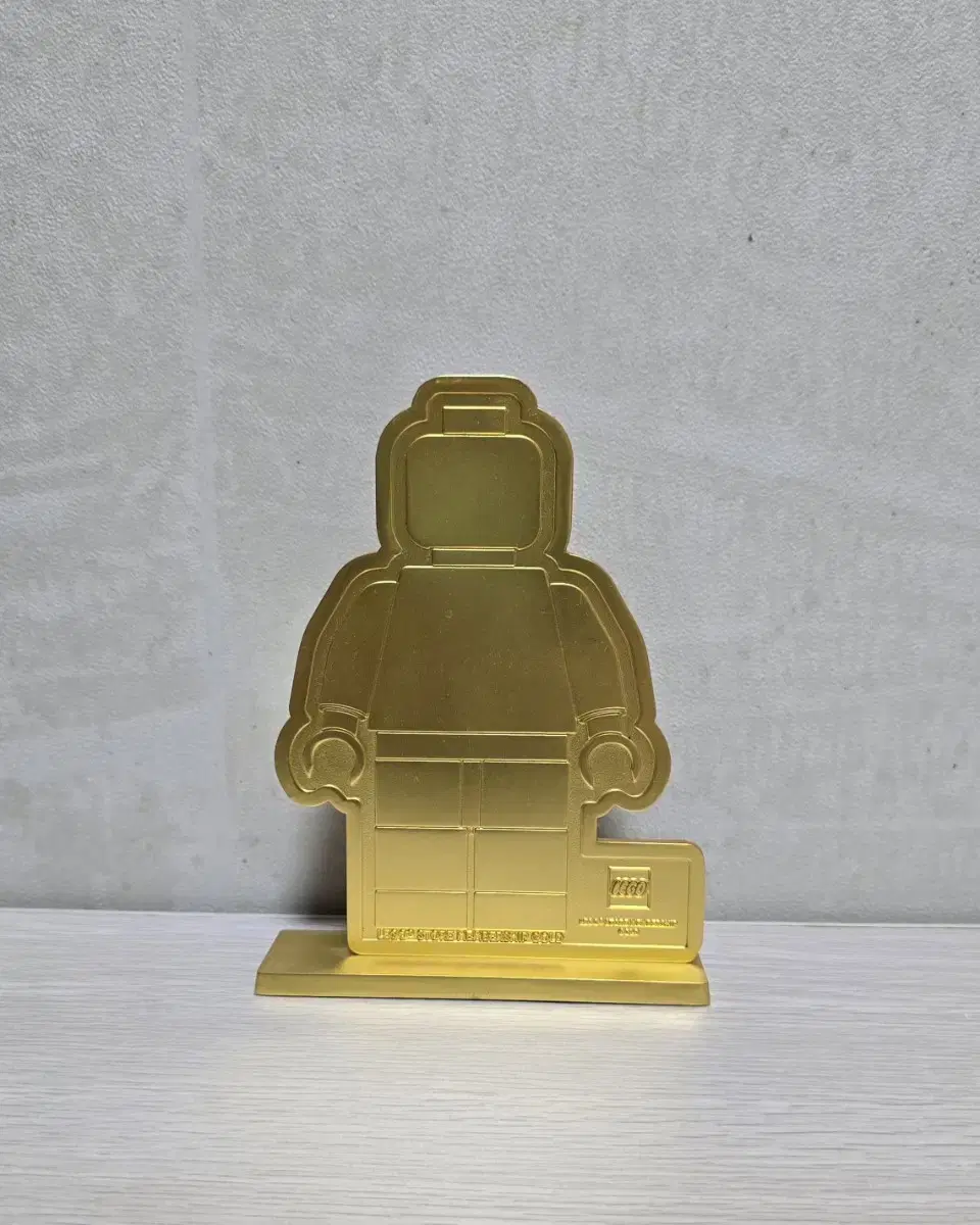 LEGO Store VIP Gold Member Trophy