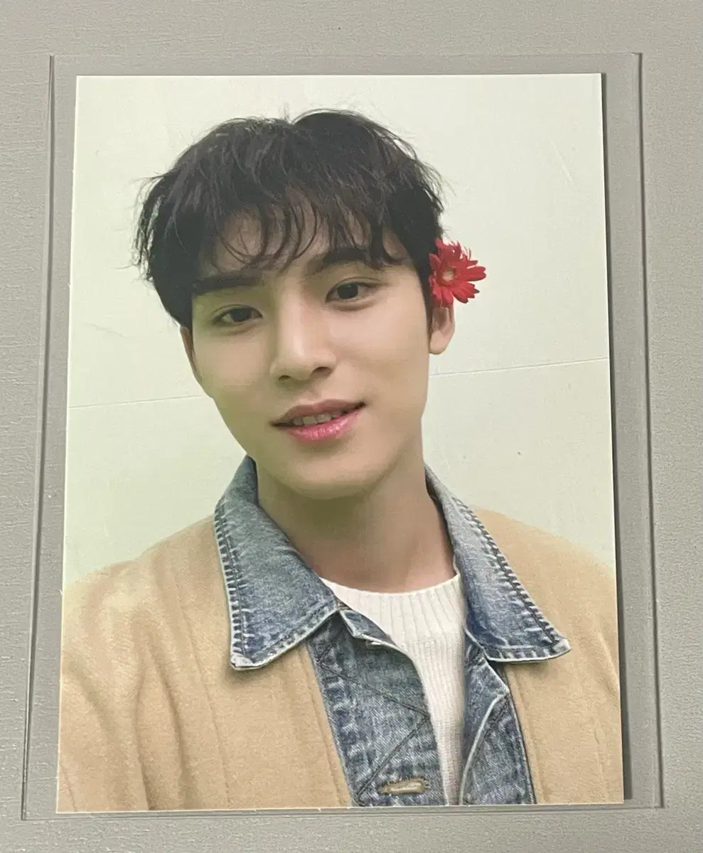 Seventeen Ainochikara Japanese Winter limited edition album Christmas Box mingyu Photocard