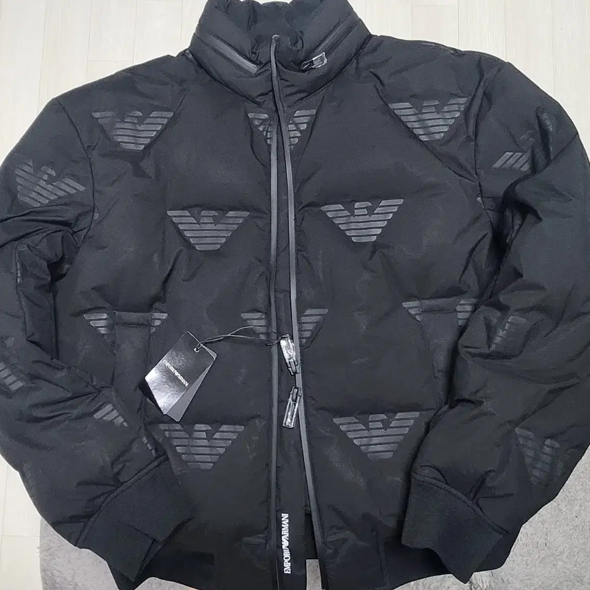 Emporio Armani Eagle logo Down Jacket 50