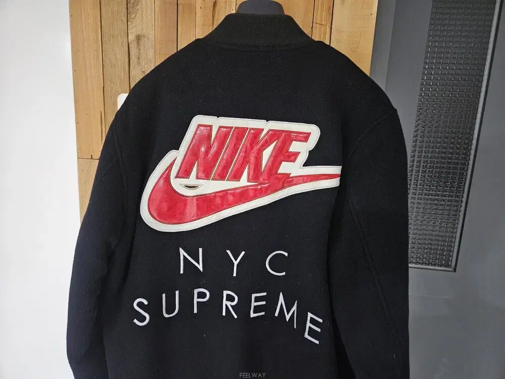 Schnauzan Supreme x Nike Varsity L