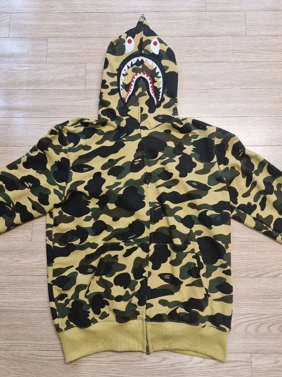 Vape Shark Hooded Zip Up