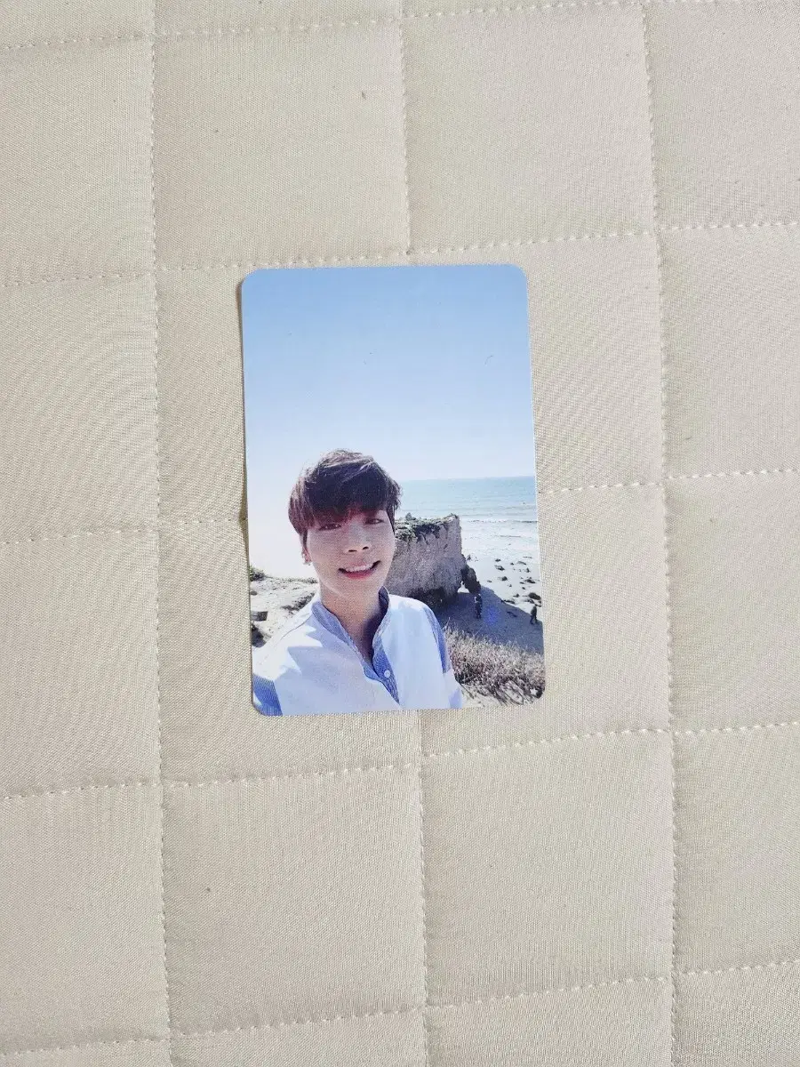 Shinee jonghyun photocard