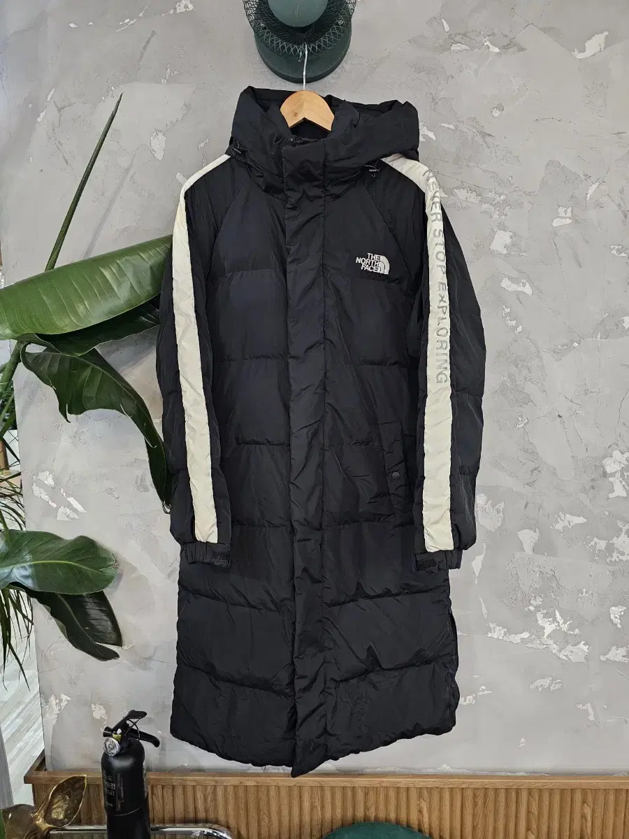 The North Face Long Padding 105SIZE